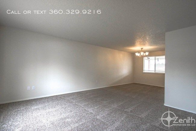 Building Photo - 15502 NE 86th St