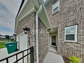 Building Photo - 208 Argea Dr