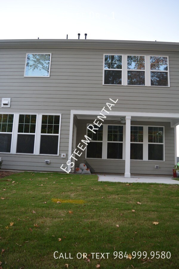 Foto del edificio - 1116 Craigmeade Dr