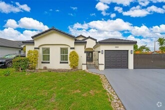 Building Photo - 803 NW 133rd Ct