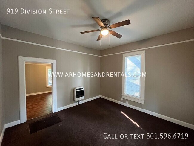 Foto del edificio - 919 Division St