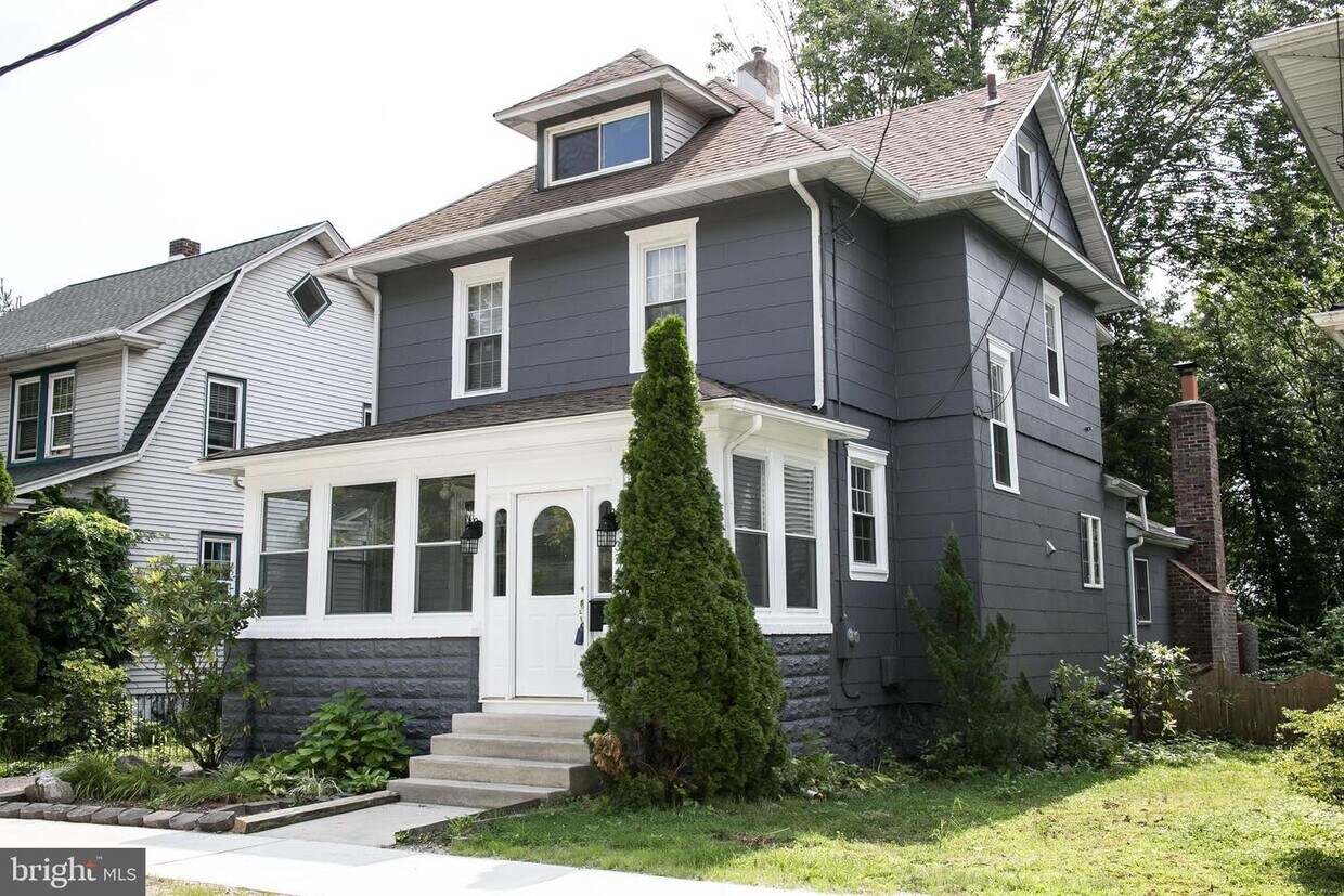 Primary Photo - 324 Springfield Terrace