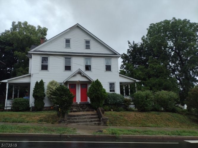 Primary Photo - 14 Fairview Ave