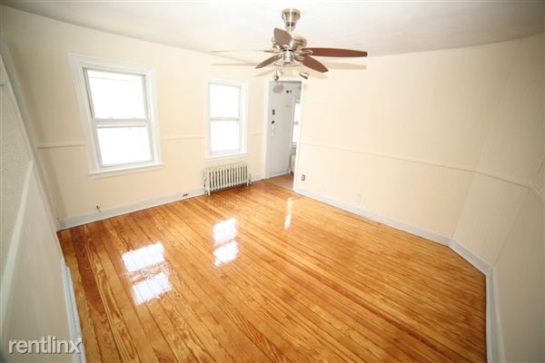 Building Photo - 262 2nd St