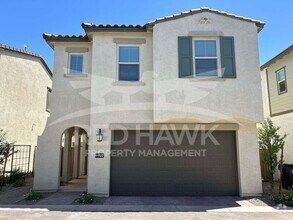 Building Photo - 9922 E Tamery Ave