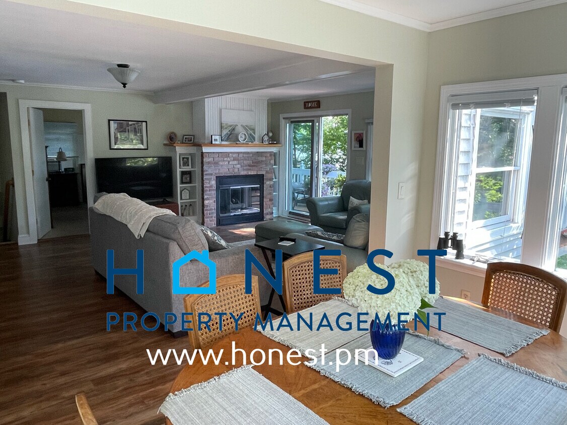 113 Williamson Rd, Manchester, ME 04351 House Rental in Manchester, ME