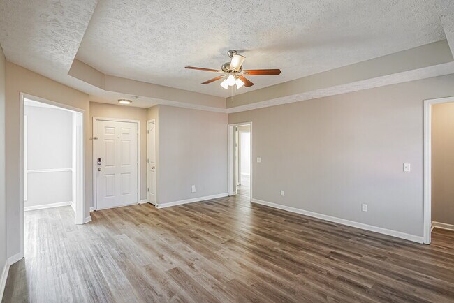 Building Photo - 521 Rosie Mae Ct