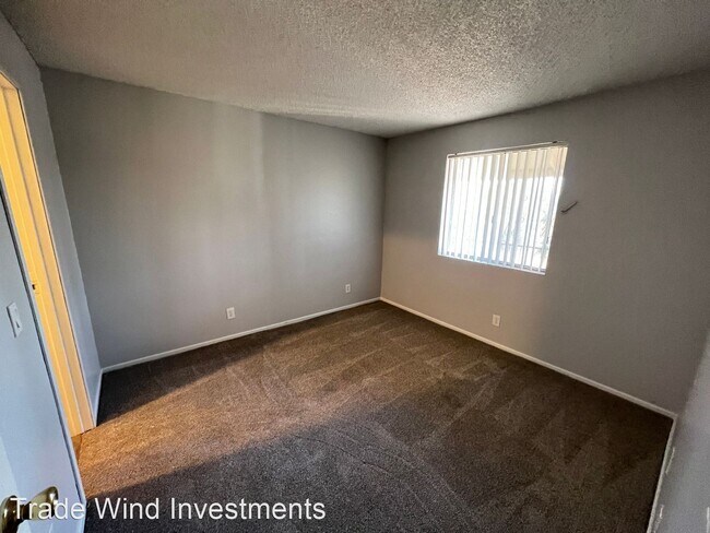 Building Photo - 2 br, 1.5 bath House - 4955 Jeffreys Stree...
