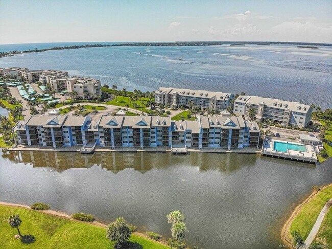Foto del edificio - 40 NE Plantation Rd