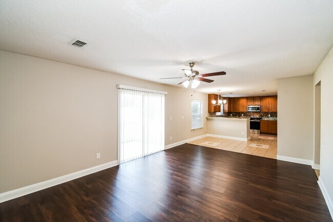 Foto del edificio - 1259 Bedrock Dr