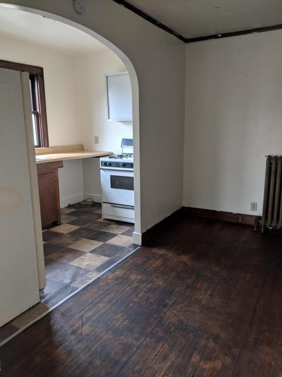 Foto del edificio - 122 W Markland