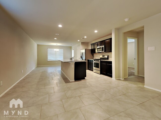 Building Photo - 10107 Pine Trace Village Dr