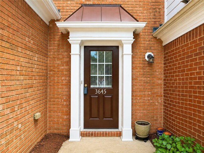 Foto del edificio - 3645 Postwaite Cir NW