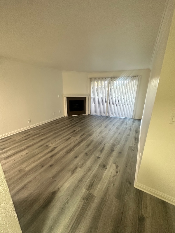 Primary Photo - 15009 Moorpark St