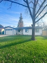 Building Photo - 2283 Canal Dr