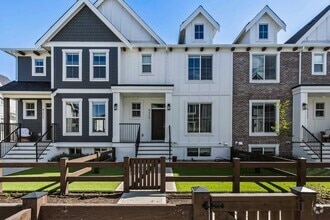 Building Photo - 8179 Foxfern Rd