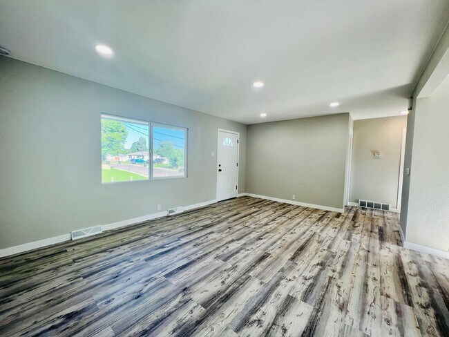 Foto del edificio - 702 S Wolcott Ct
