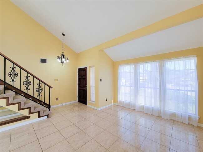 Foto del edificio - 10130 Berry Limb Dr