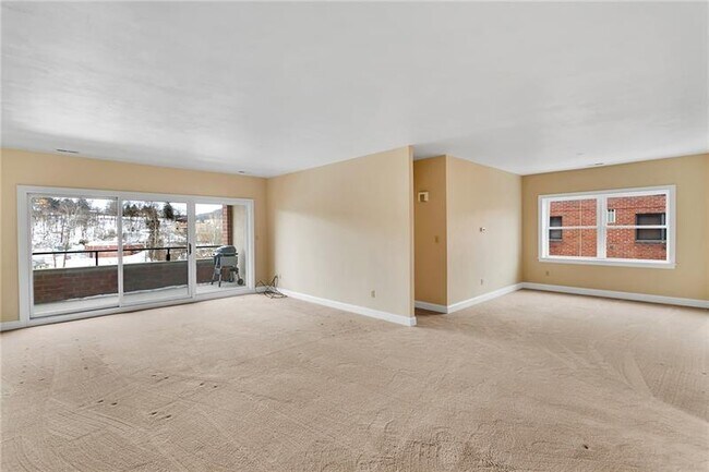Foto del edificio - 3885 Brookside Ln
