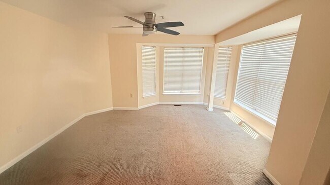 Foto del edificio - 3408 Littleleaf Pl