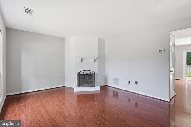 Building Photo - 1211 Springtide Pl