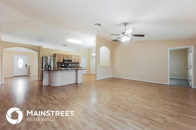 Building Photo - 1120 Cariston Ave