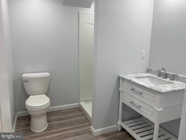 Foto del edificio - 612 E Cypress St