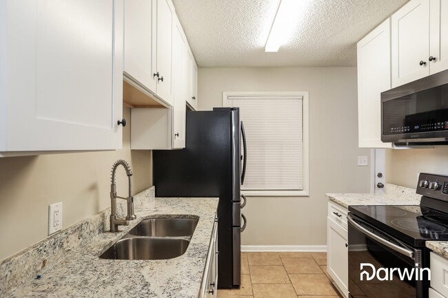 Foto del edificio - 4513 Merrimac Ave
