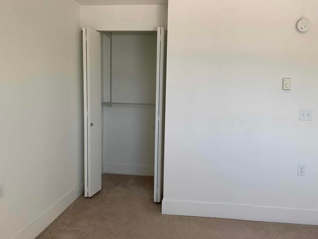 Building Photo - The Hudson