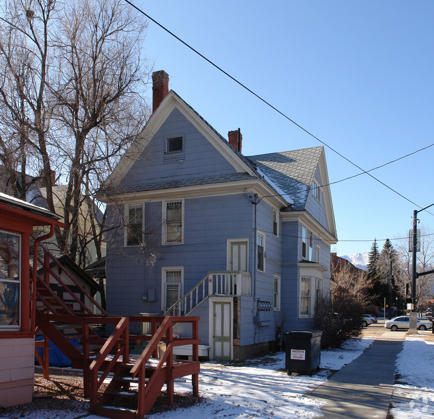 Building Photo - 1129 N Nevada Ave