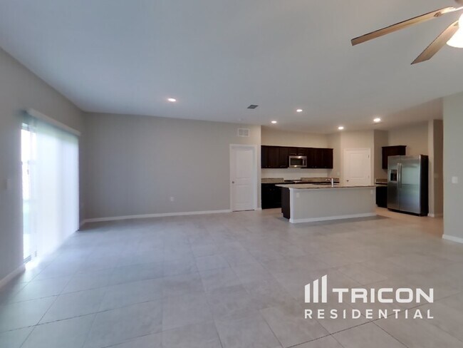 Building Photo - 2996 Neverland Dr