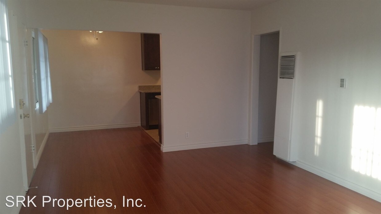 Foto principal - 9807 Venice Blvd