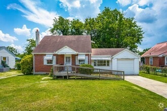Building Photo - 538 Wando Dr