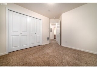 Building Photo - Cottage Ct. Property