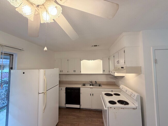 Foto del edificio - 538 Royce St