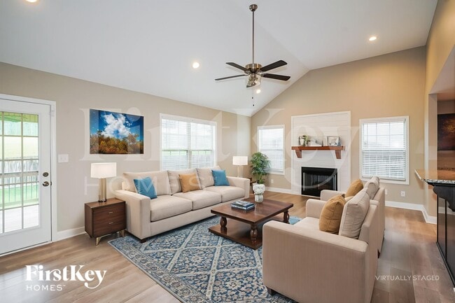 Building Photo - 791 Crestone Ln