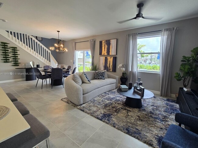 Foto del edificio - 2670 SE 24th Ct