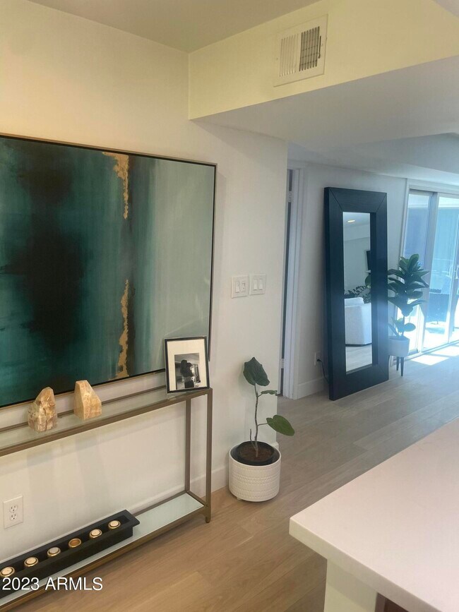 Foto del edificio - 5028 N 34th St