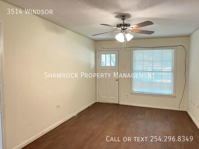 Foto del edificio - Cute 2/1 Duplex in Waco!
