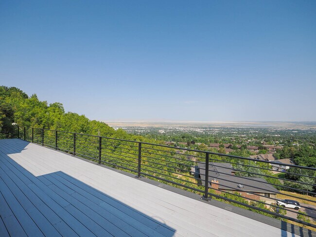 Foto del edificio - 2368 Maple Hills Dr