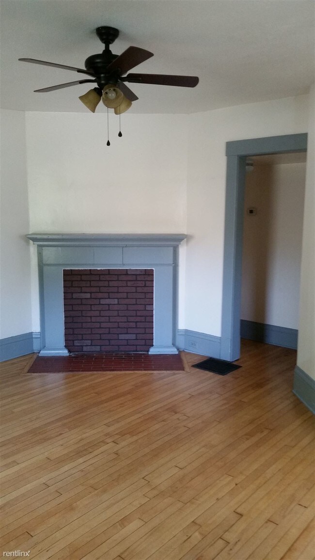 Building Photo - 5 br, 2 bath House - 1130 South Forest Ave...