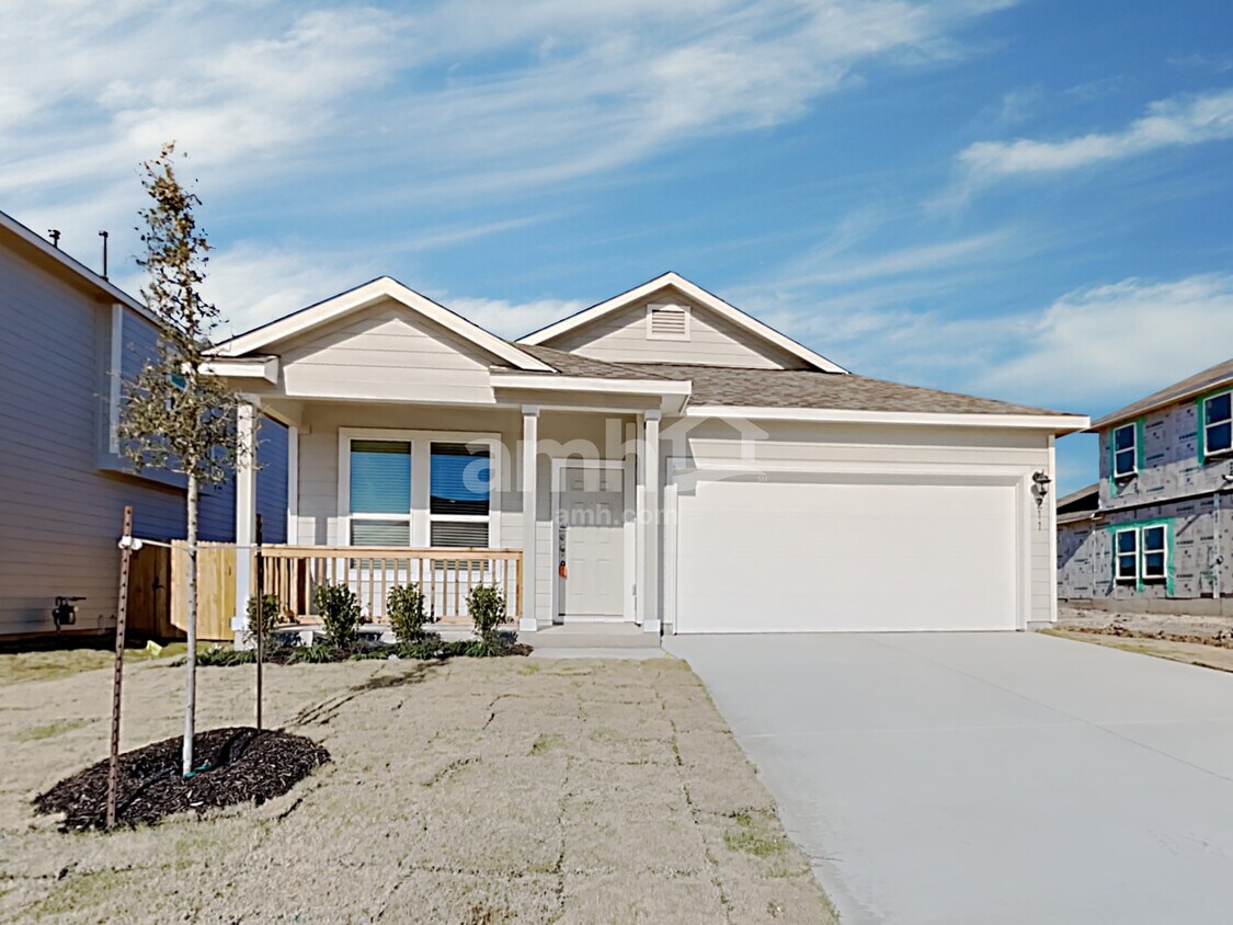 Foto principal - 211 Pebble Creek Run