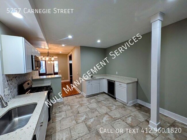 Photo - 5257 Carnegie Street- House
