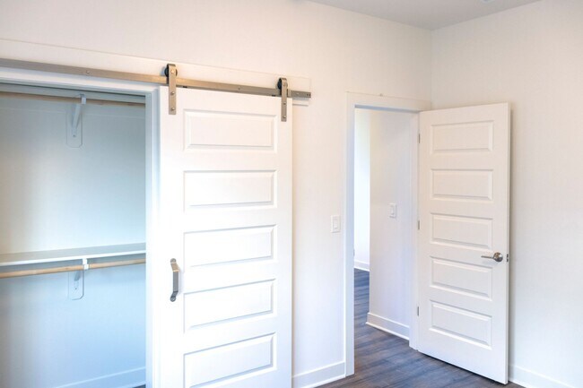 Foto del edificio - Coming Soon! Gorgeous New 3 Bedroom in Spring Hill!!