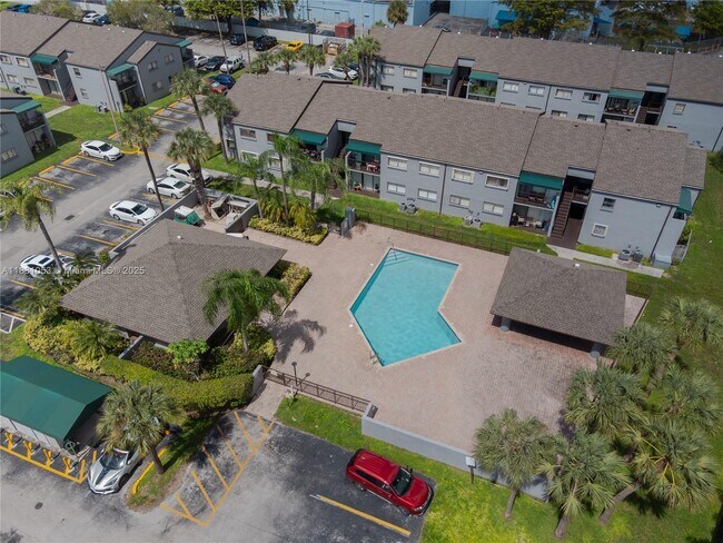 Building Photo - 7429 SW 152nd Ave