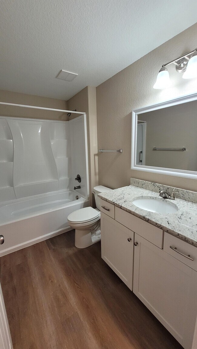Building Photo - 379 Buttonwood Pl