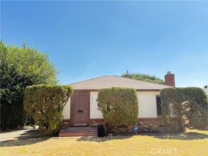 Building Photo - 1016 Montecito Dr