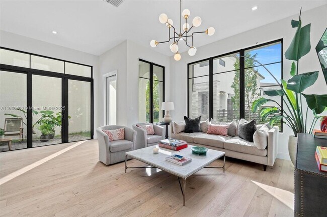 Foto del edificio - 4482 NW 80th Ave