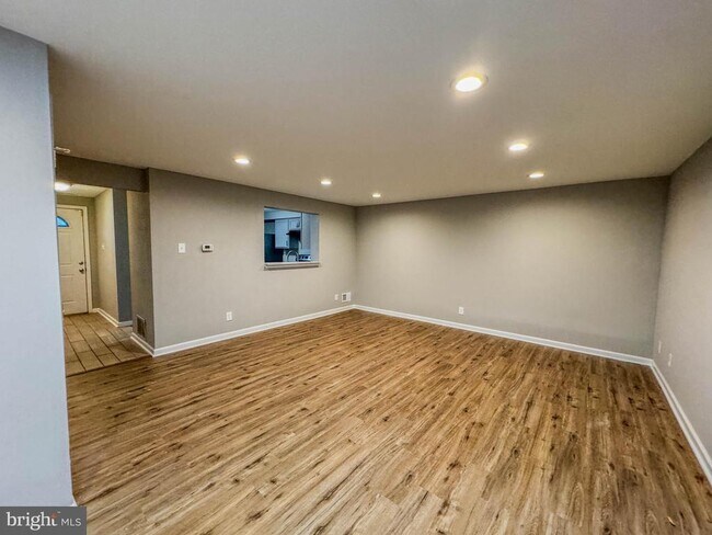 Foto del edificio - 117 Villa Knoll Ct