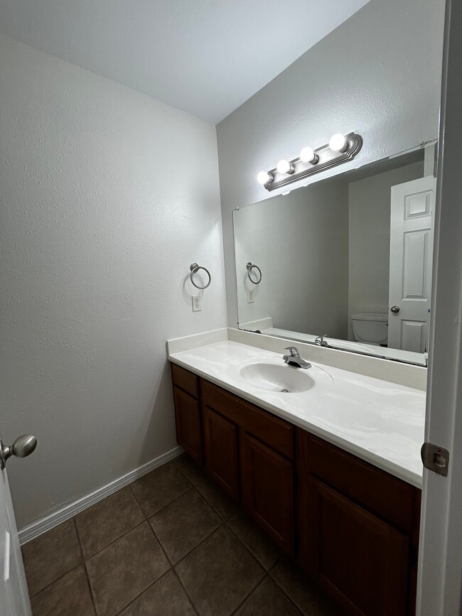 Building Photo - 1899 W Stone St